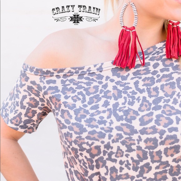 Wyoming Wild Tilt Top - Picture 2 of 3